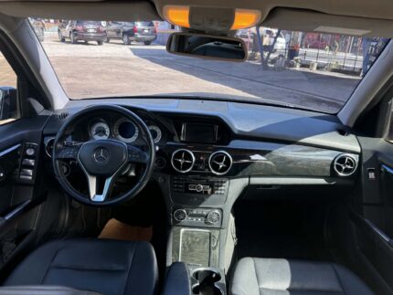Mercedes Benz GLK300 De agencia 2013
