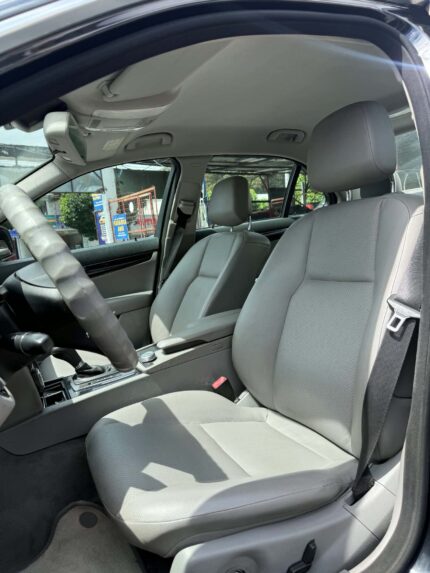Mercedes Benz C200 2008 De agencia