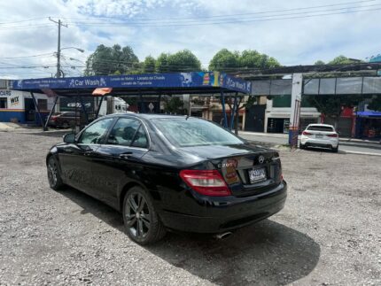 Mercedes Benz C200 2008 De agencia