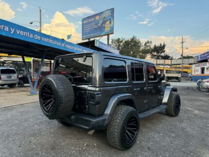 Jeep Wrangler Sahara 4x4 2021