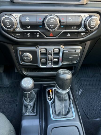 Jeep Wrangler Sahara 4x4 2021