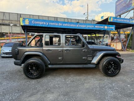 Jeep Wrangler Sahara 4x4 2021