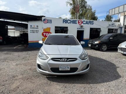 Hyundai Accent 2014 De agencia