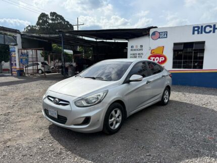 Hyundai Accent 2014 De agencia